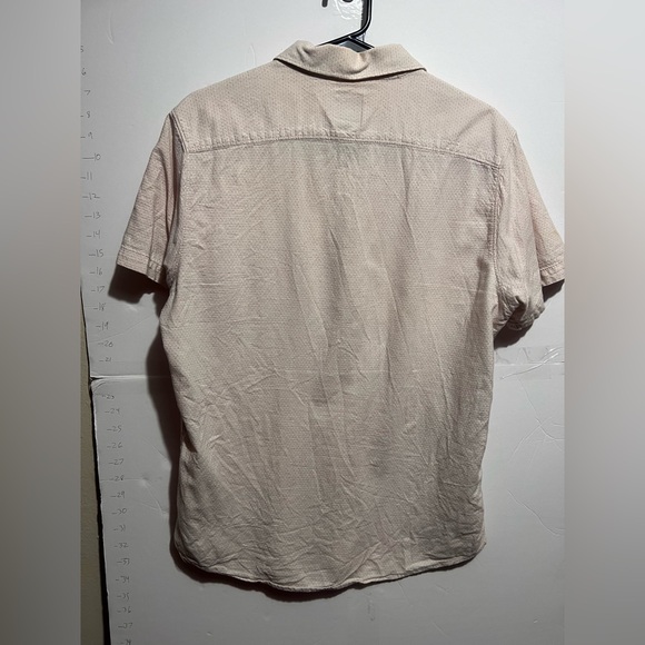 RVCA Men's Pink Short Sleeve Shirt slim fit - Picture 3 of 3